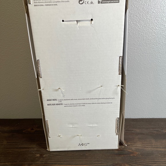 American Girl Truly Me #85 18" Doll With Dark Curly Hair and Brown Eyes W/Book - Picture 12 of 13